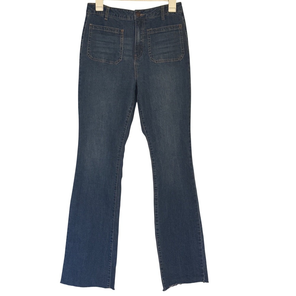 Forever 21 Flare Jeans Medium Wash High Rise Raw Hem Patch Pocket Womens Size 28